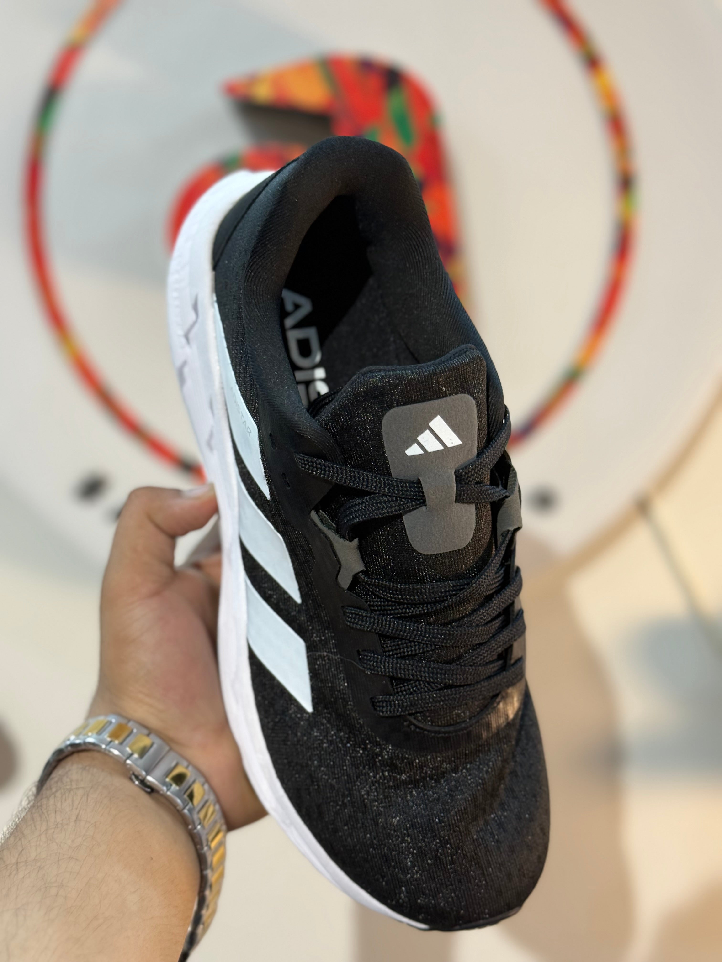 AD Adistar 3 (Black / White)