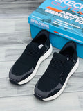 Skechers Max Cushion