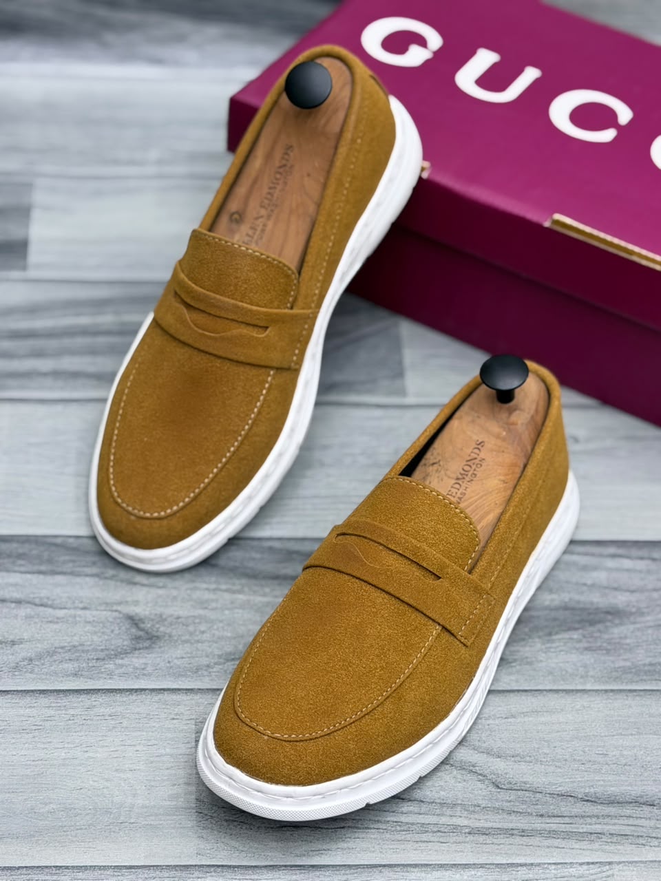 Gucci Men’s Shoes (Camel)