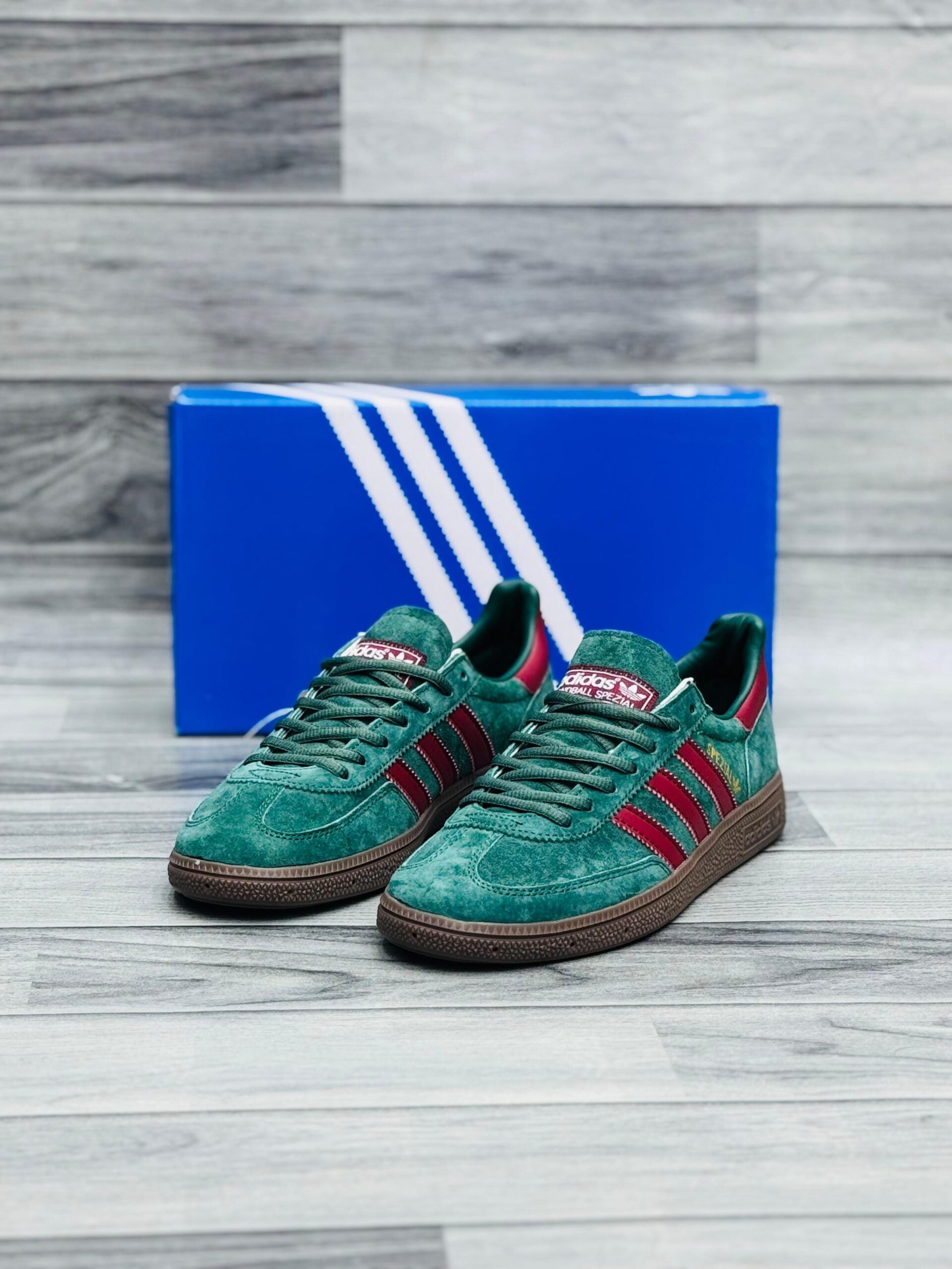 Adidas Handball