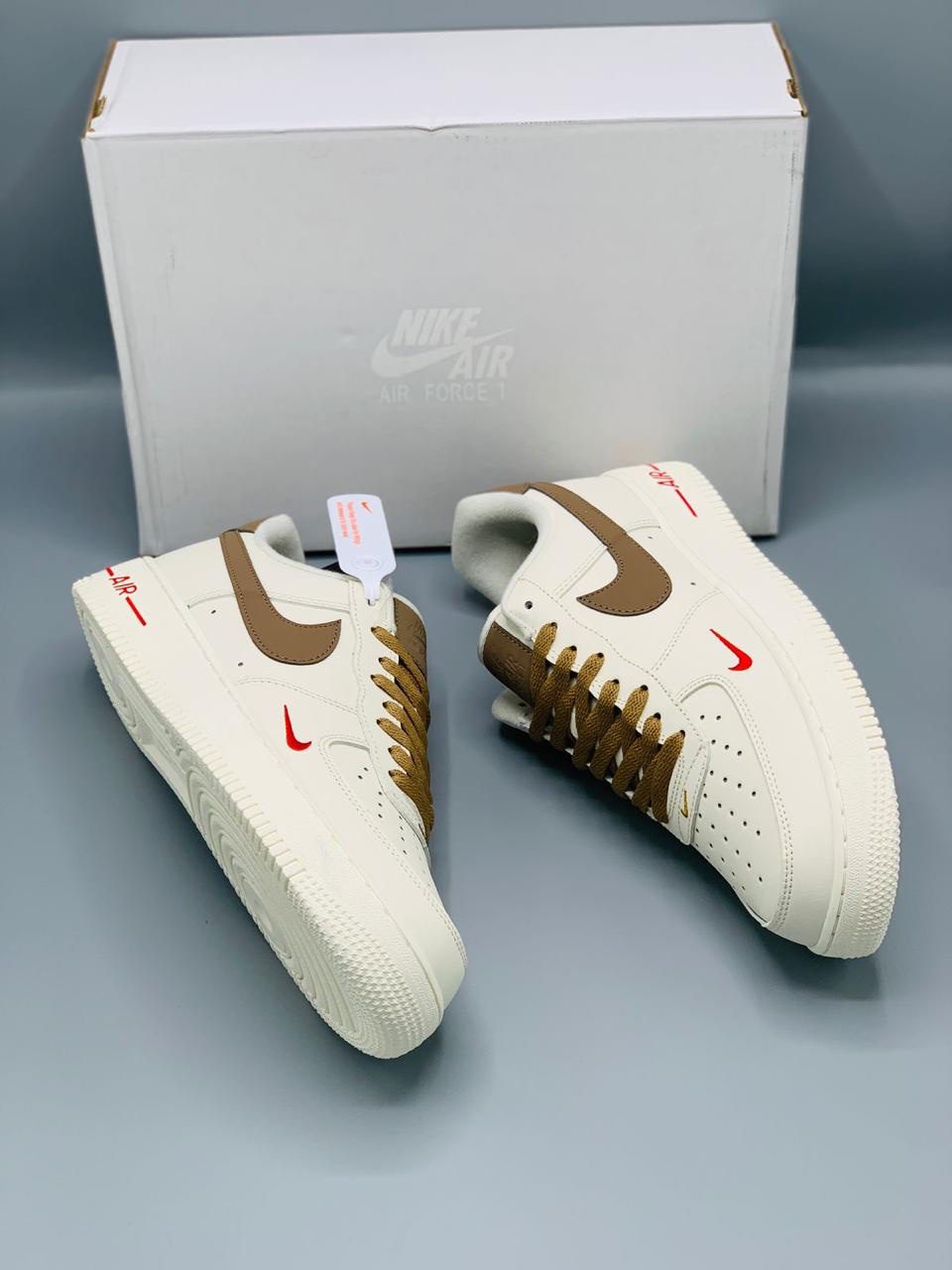 Nike Air Force 1 (Cream Brown)