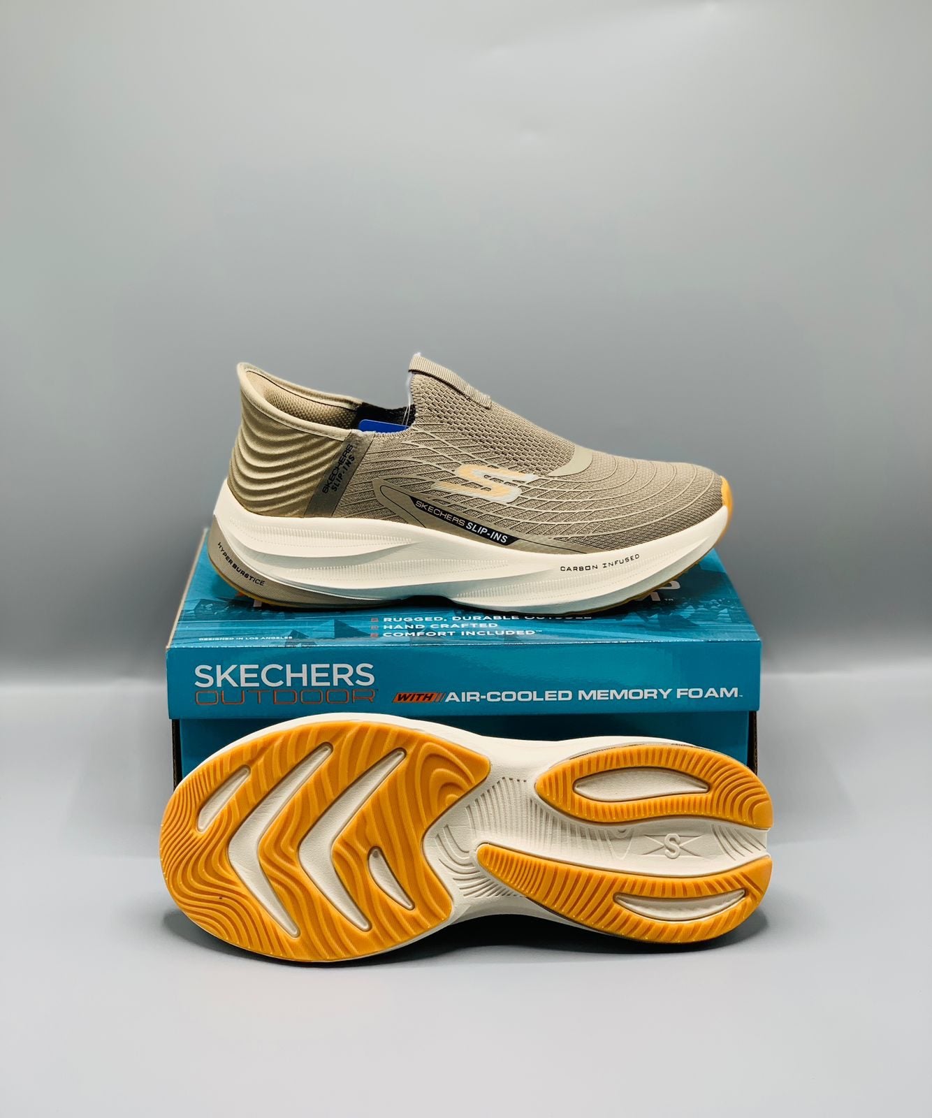 Skechers Hands Free Slip-ins (khaki)