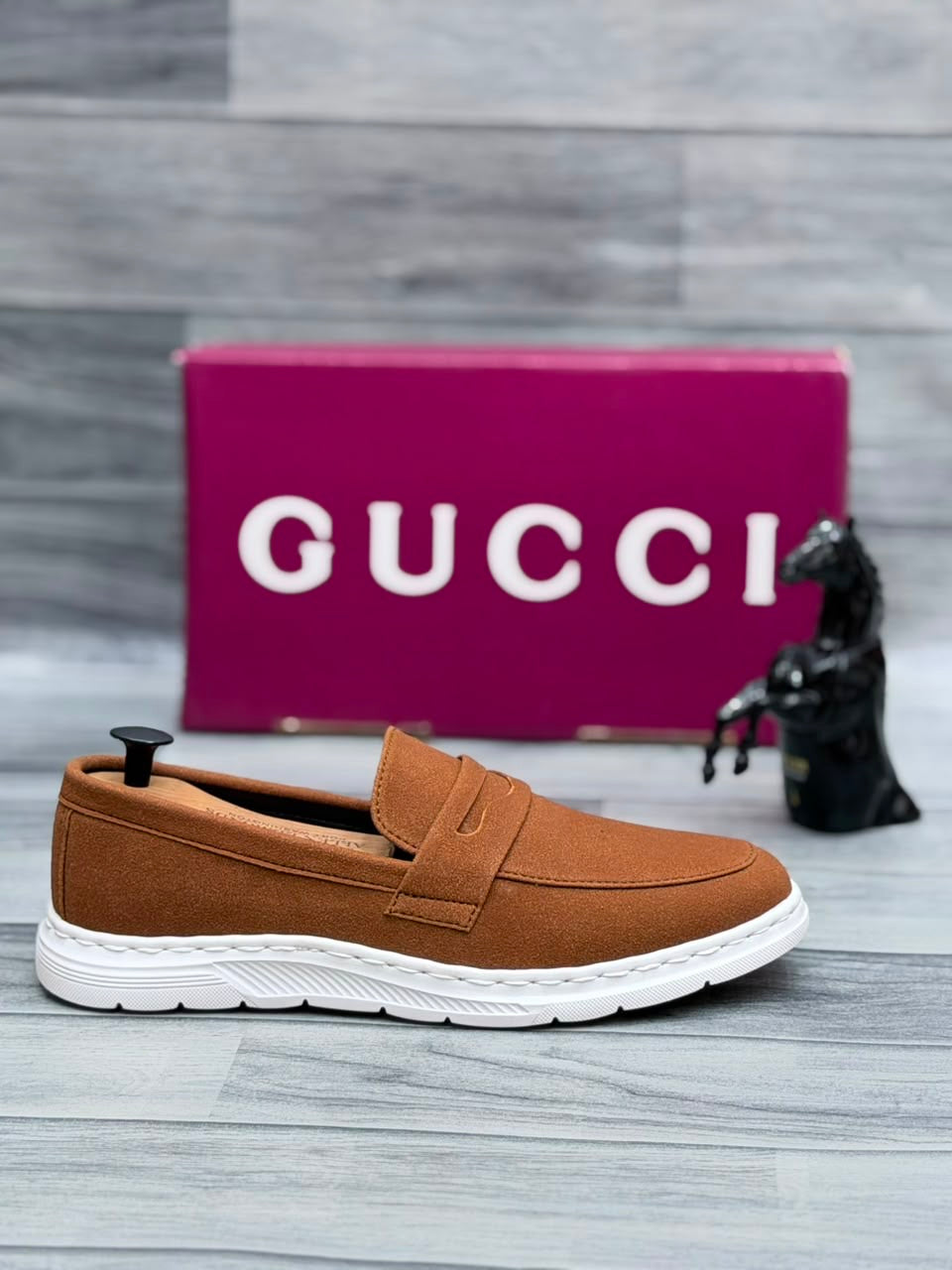 Gucci Men’s Shoes (Mustard)