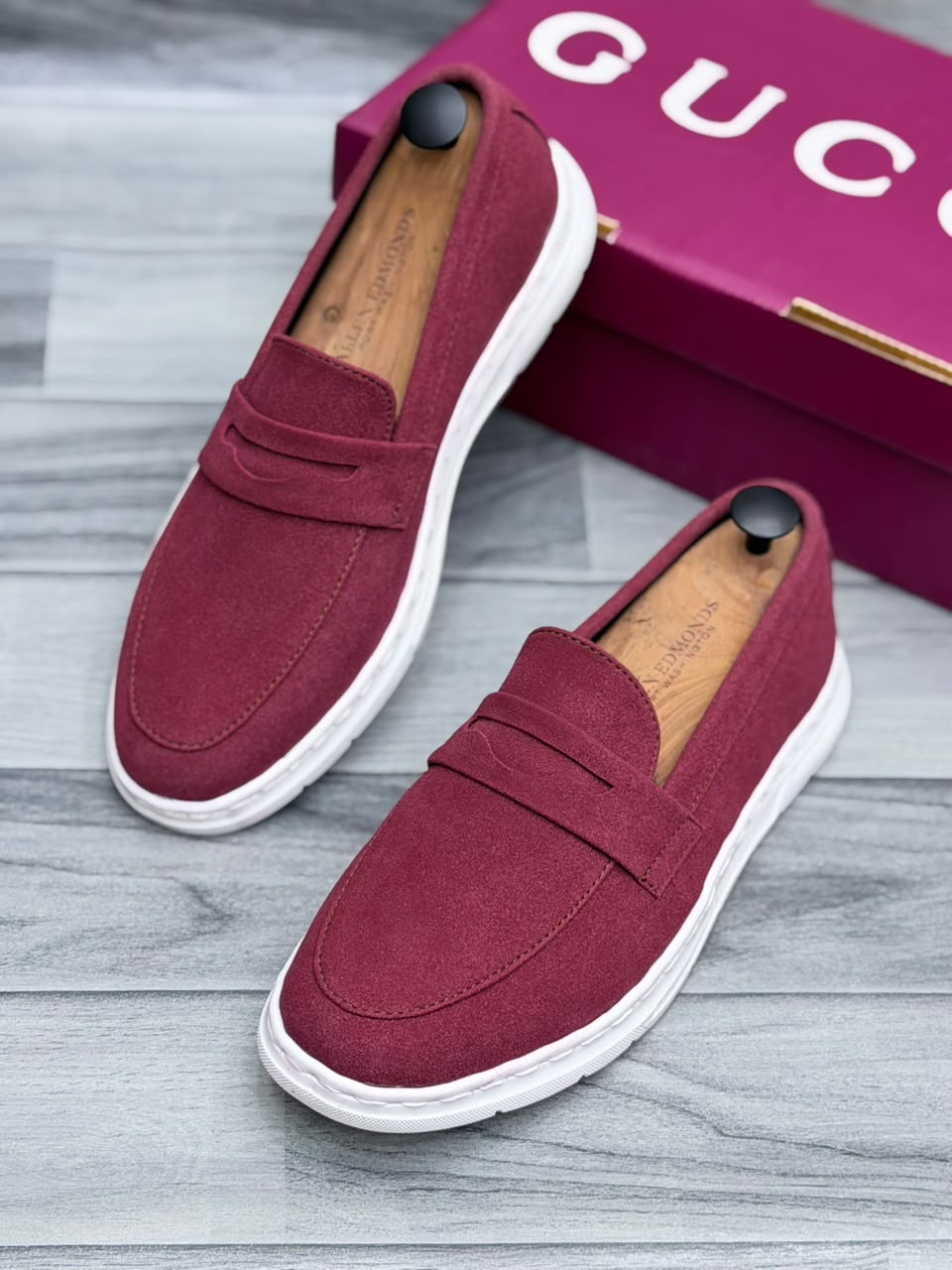 Gucci Men’s Shoes (Deep Red)