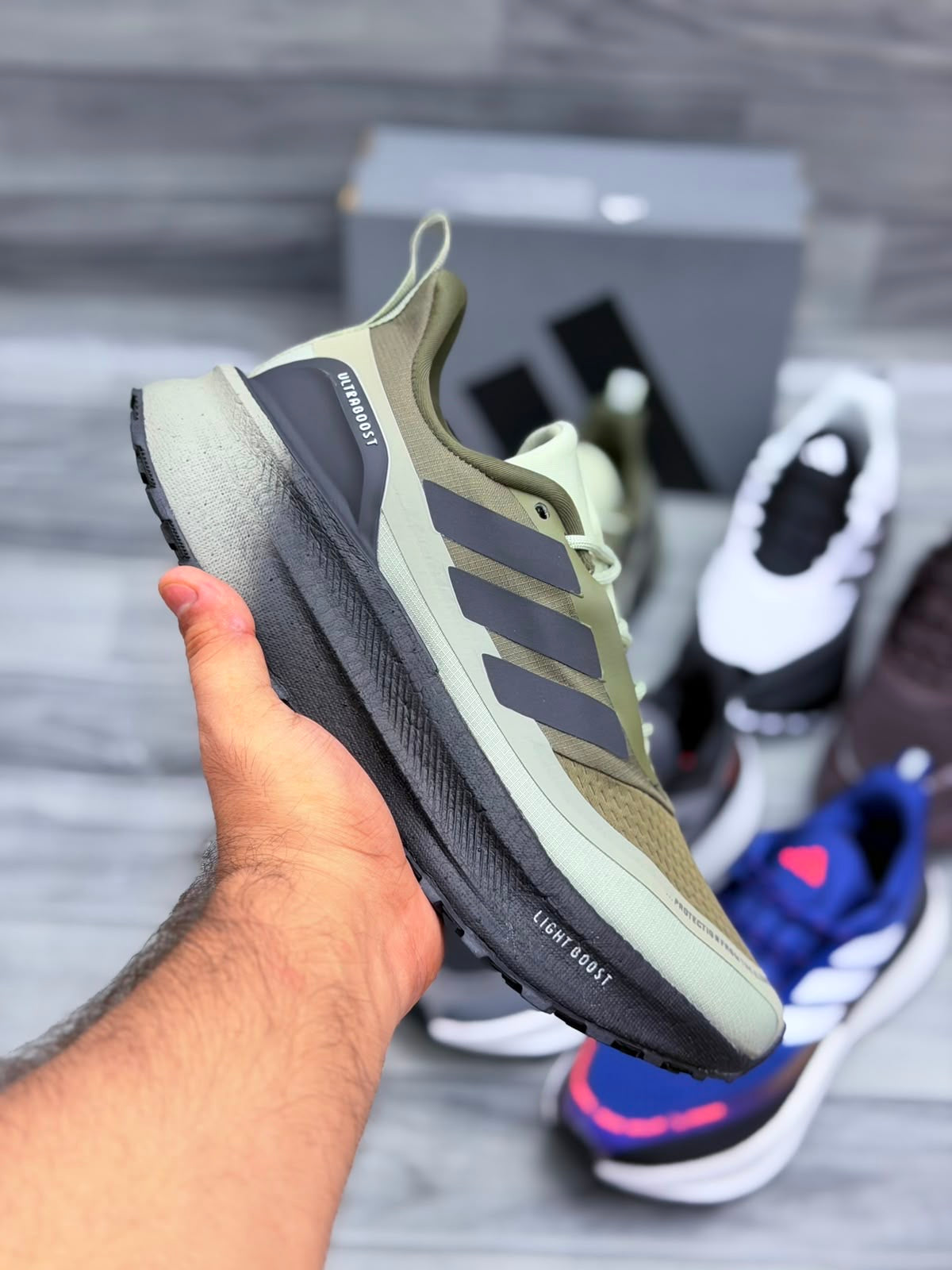 AD Ultra lightBoost - Olive Strata