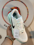 Nike Structure 26X (Mint Green)