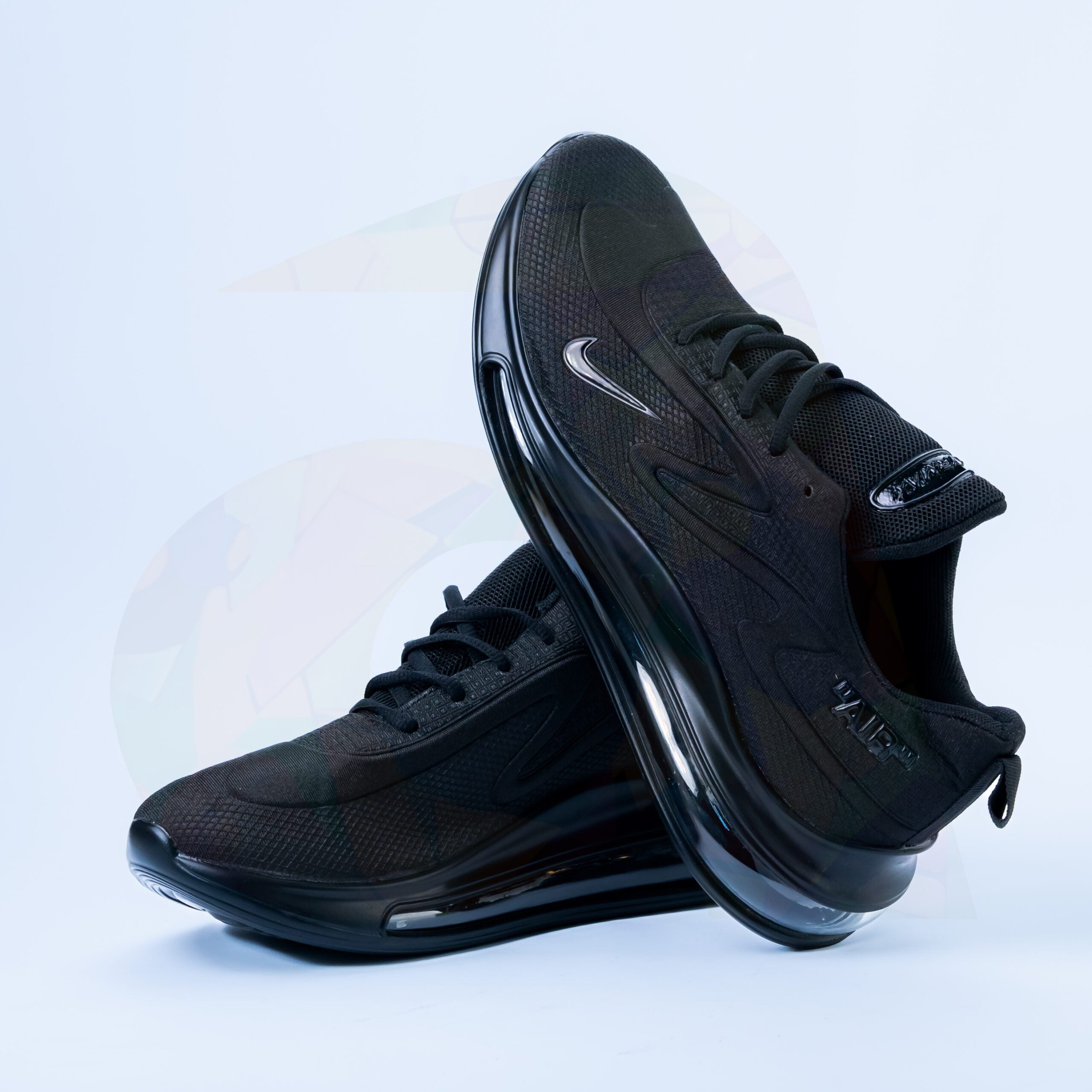 Nike Air Max (Pure Black)