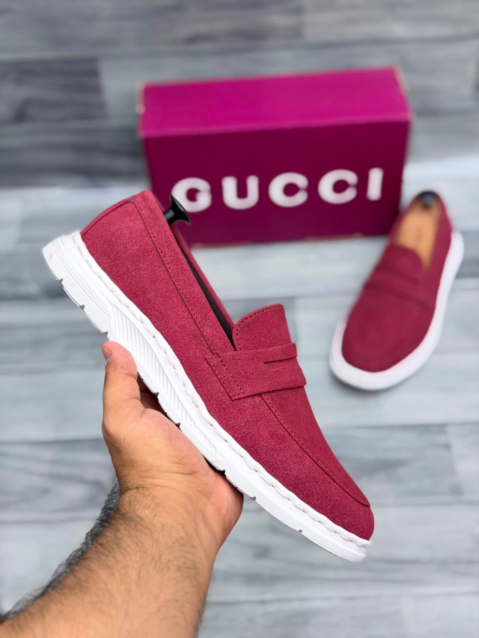 Gucci Men’s Shoes (Deep Red)