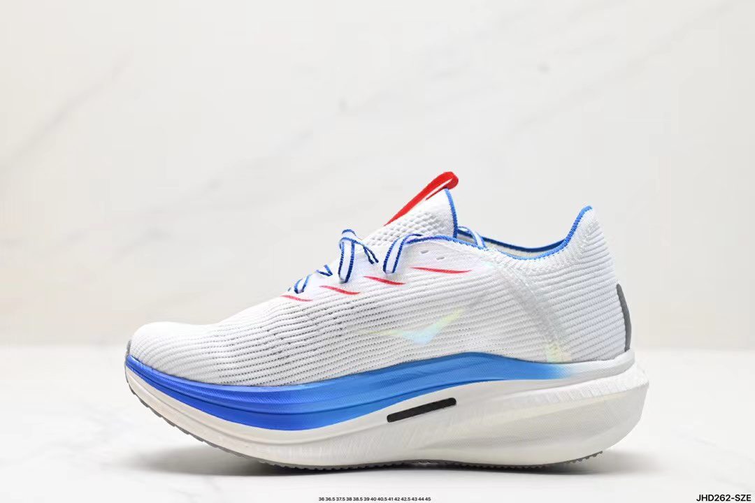 Hoka Celio