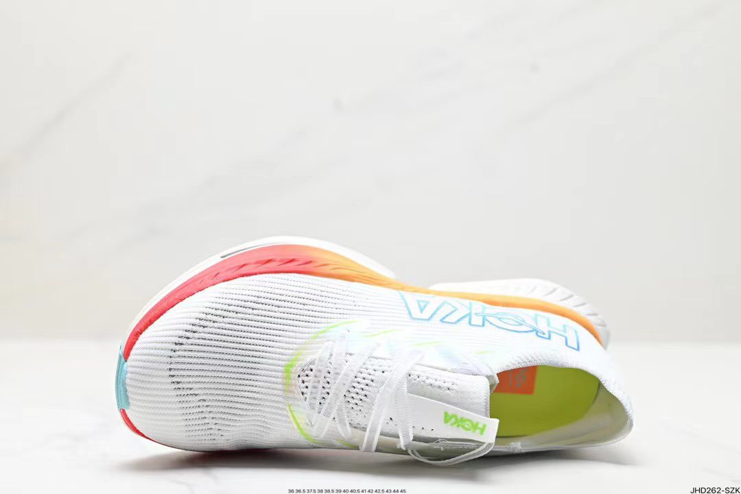 Hoka Celio