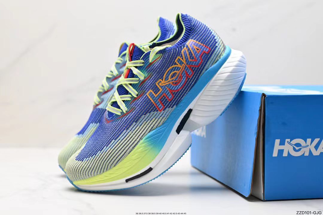 Hoka Celio