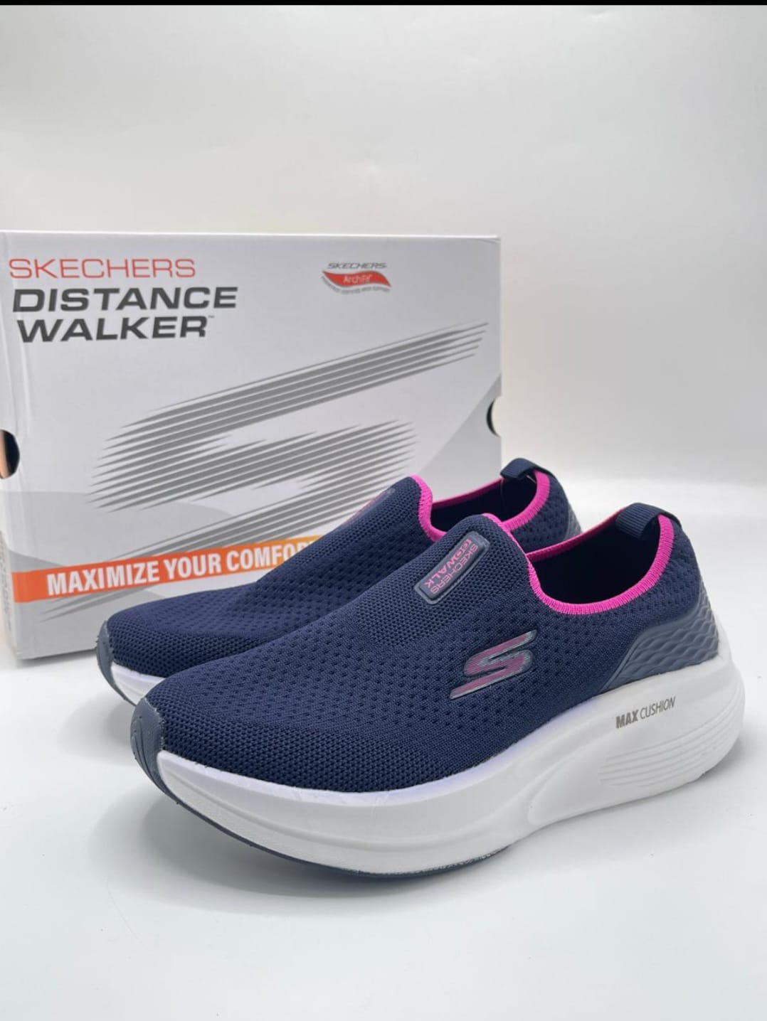 Skechers Max Cushion