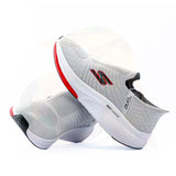Skechers Max Cushion