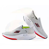 Skechers Max Cushion