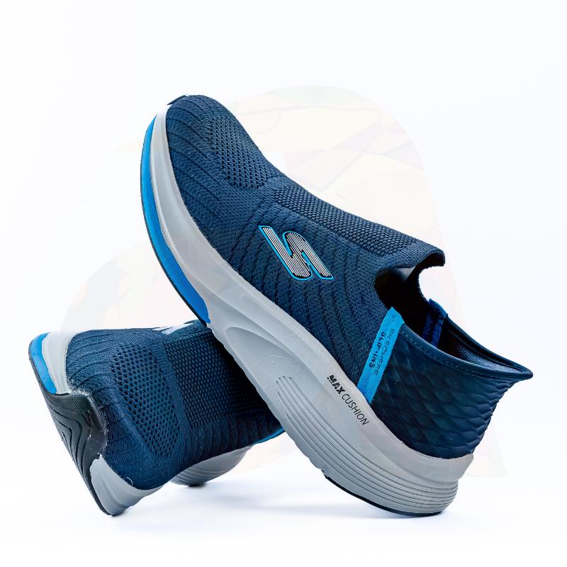 Skechers Max Cushion