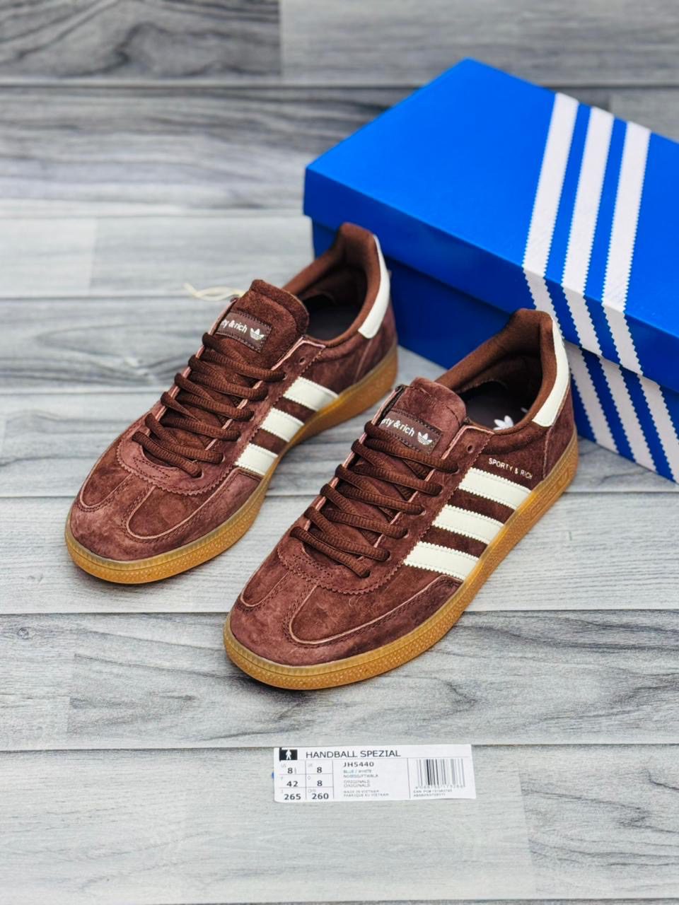 Adidas Handball