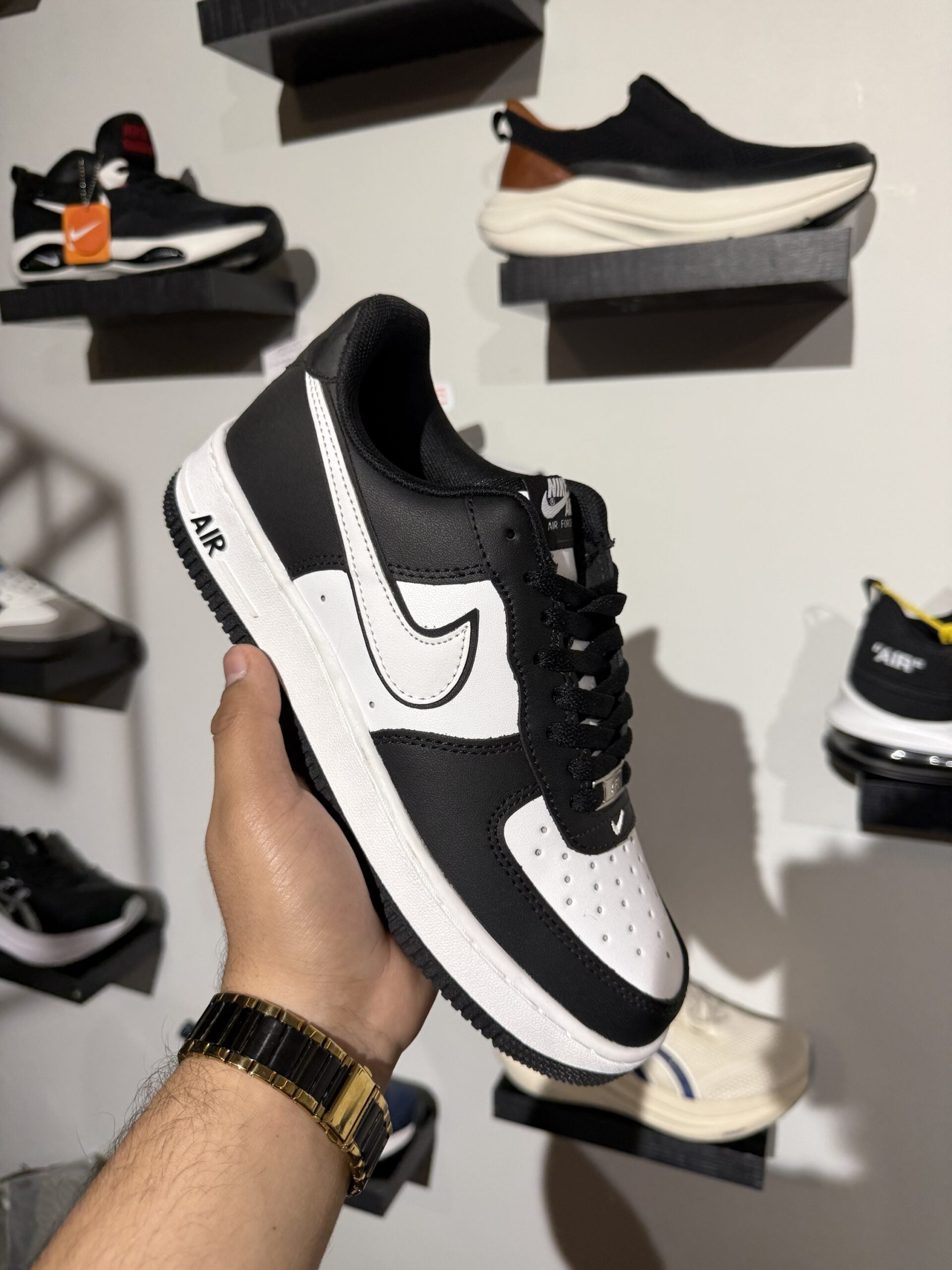 Nike Air Force 1 (Black &amp; White)