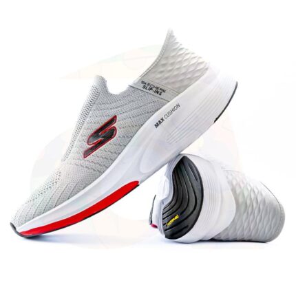 Skechers Max Cushion