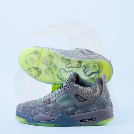 AJ 4 X KAWS (Cool grey)